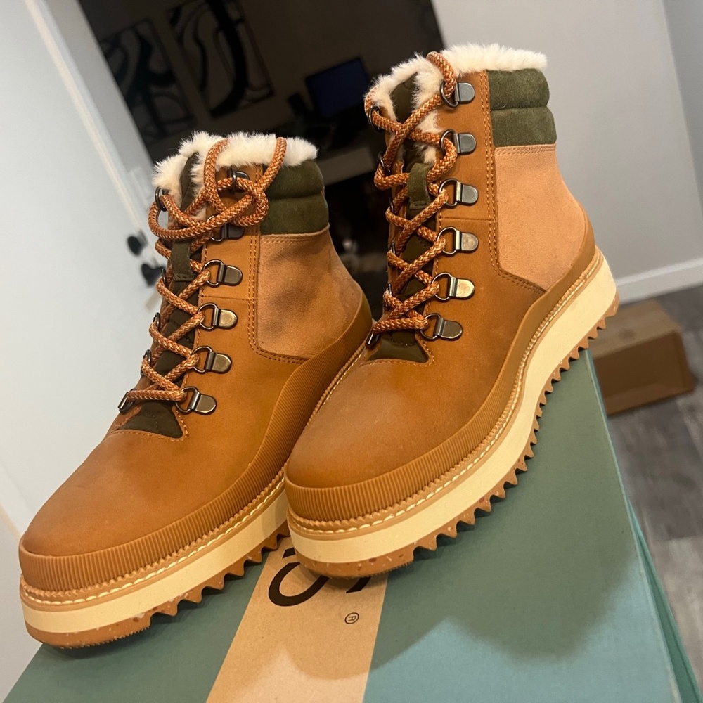 Toms Boots- Brand New